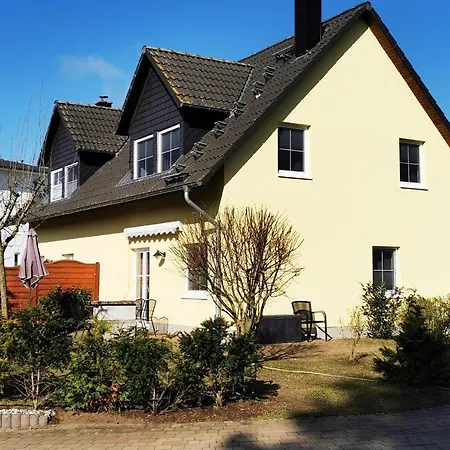 Ferienhaus Wiesenblick * קורסוואנדט