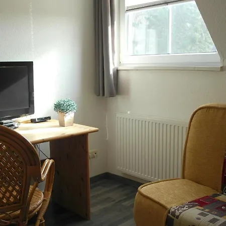 Ferienhaus Wiesenblick * קורסוואנדט
